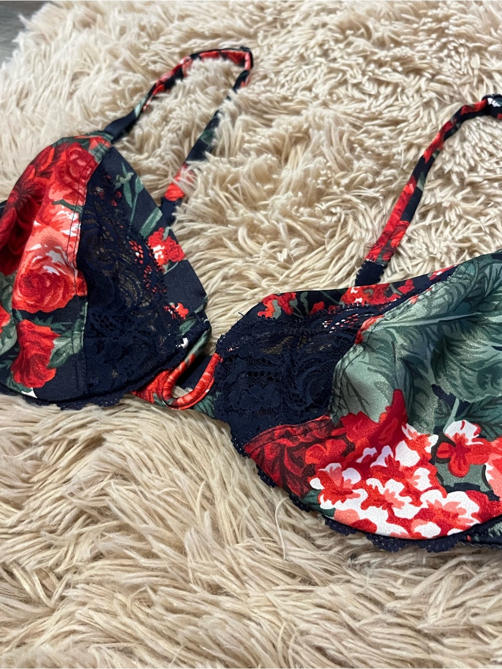 Vintage Valentino Floral Lace Underwire Bra 34C